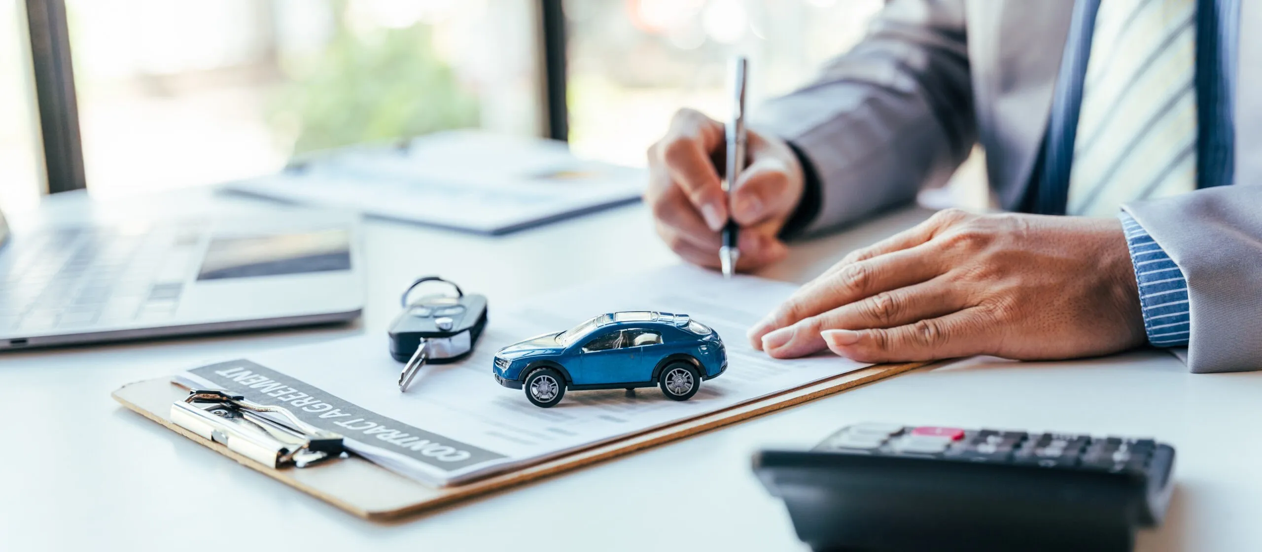 Filing an Auto Insurance Claim Smoothly: Auto Insurance in US